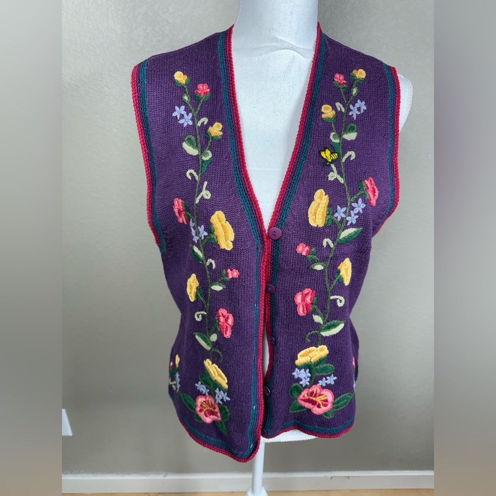 Susan Bristol Purple‎ Knit Vest with Floral Embroidery